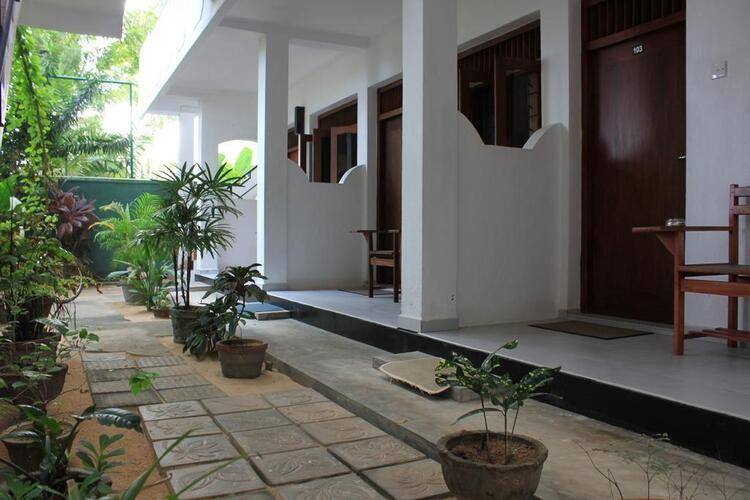 Unawatuna Beach Bungalow