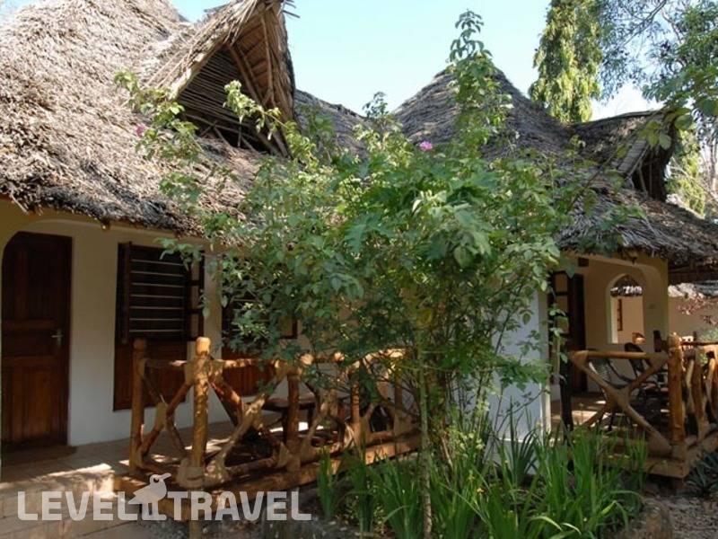 Фотография Langi Langi Beach Bungalows