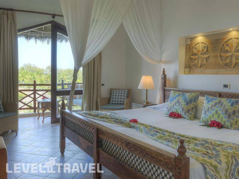 Фотография Bluebay Beach Resort