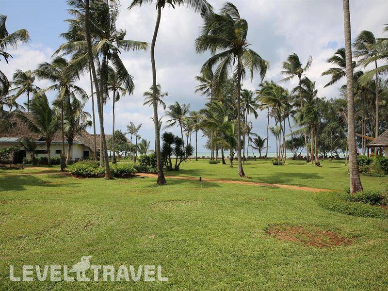 Фотография Bluebay Beach Resort