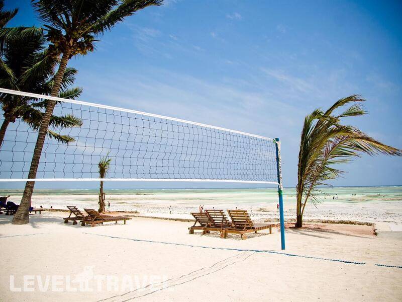 Фотография Bluebay Beach Resort