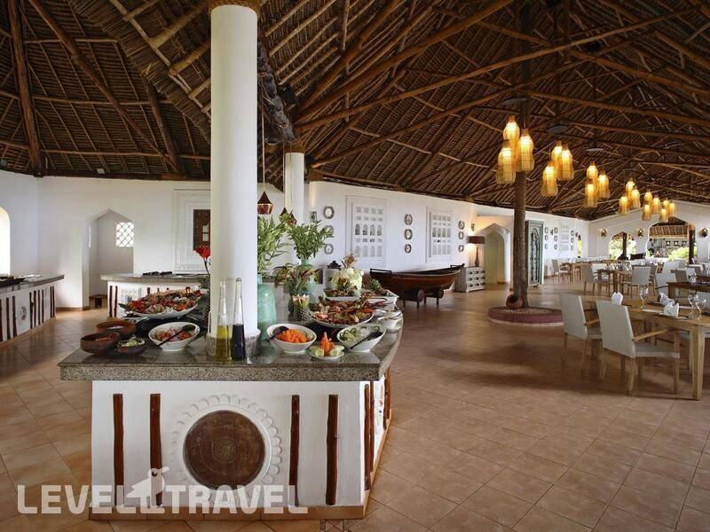 Фотография Bluebay Beach Resort