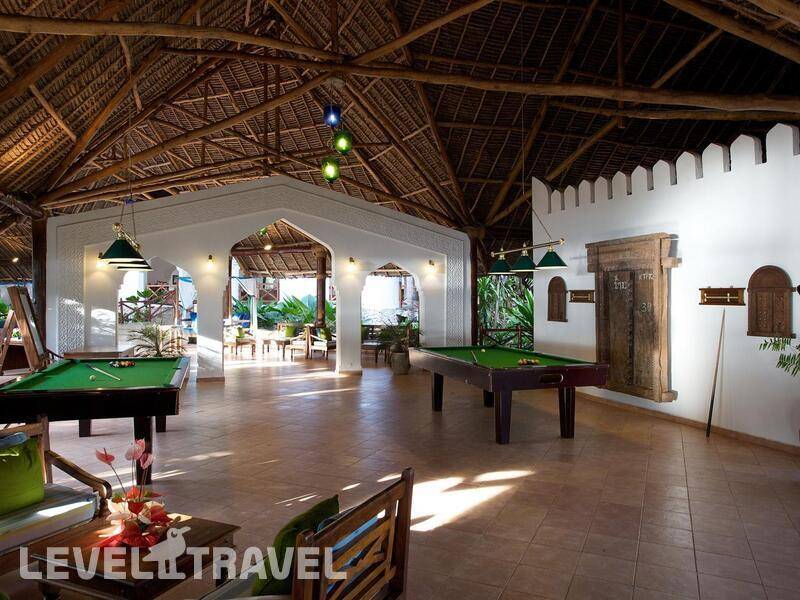 Фотография Bluebay Beach Resort