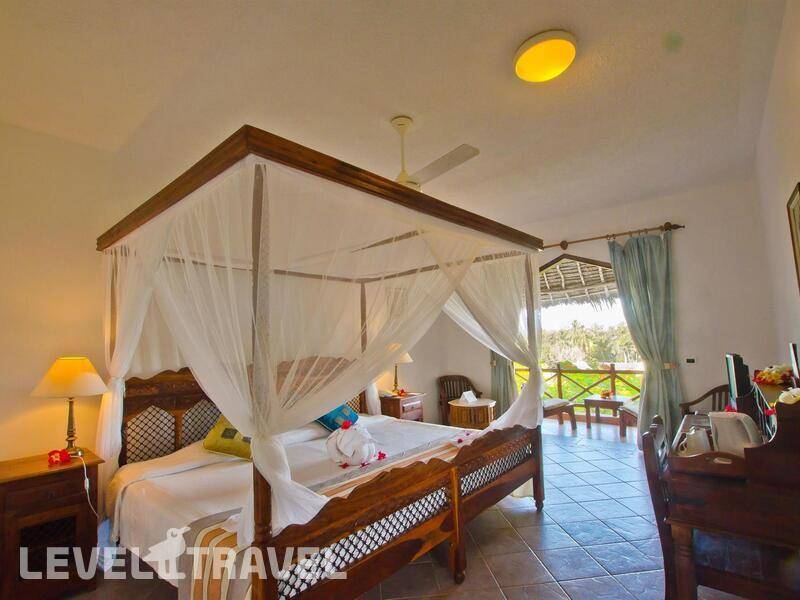 Фотография Bluebay Beach Resort
