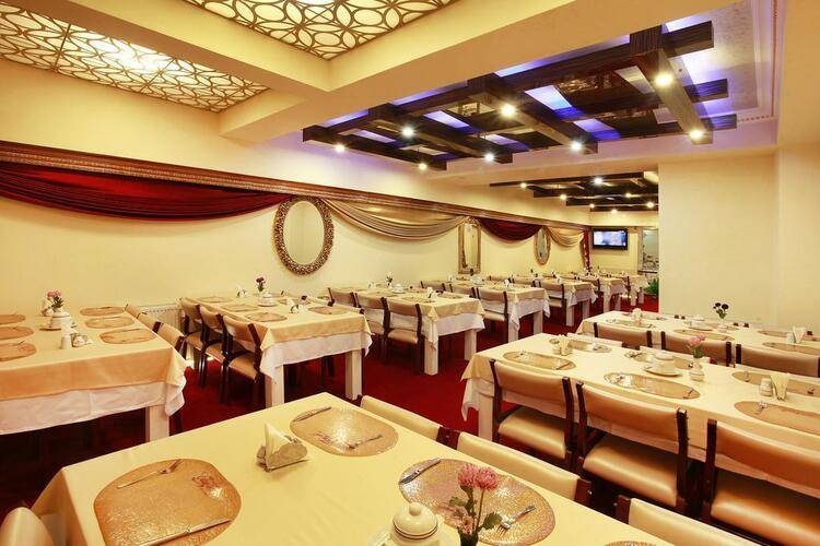 Elan Hotel