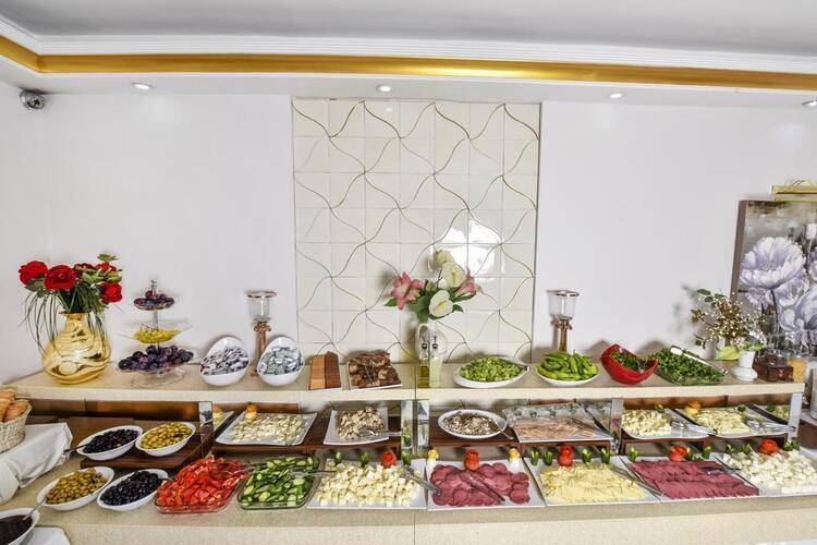 Elan Hotel