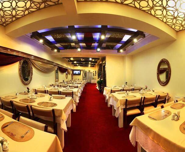 Elan Hotel