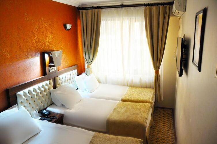 Elan Hotel