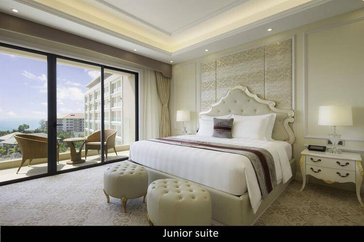 Wyndham Grand Phu Quoc (Ex. Vinoasis Phu Quoc Resort)