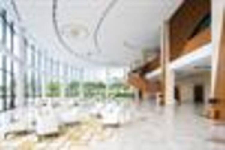 Wyndham Grand Phu Quoc (Ex. Vinoasis Phu Quoc Resort)