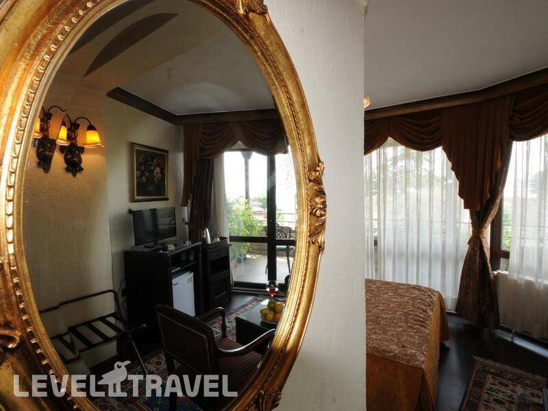 Фотография Megara Palace
