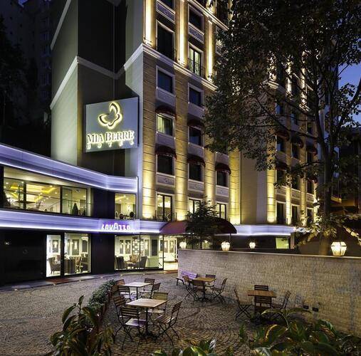 Mia Berre Hotel