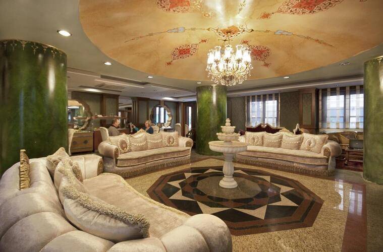 Sapphire Hotel