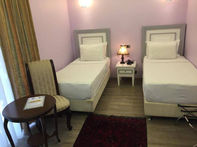Sapphire Hotel