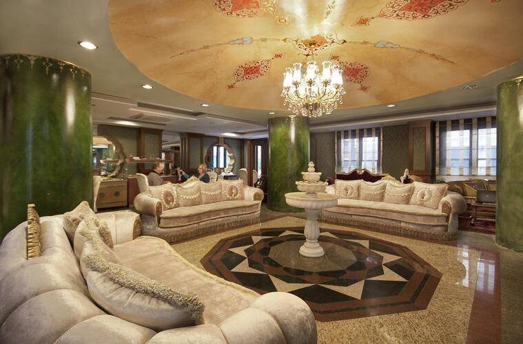 Sapphire Hotel