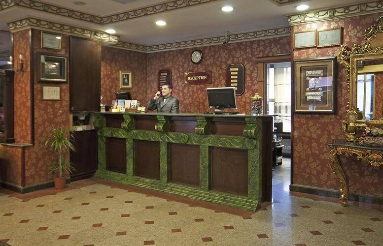 Sapphire Hotel