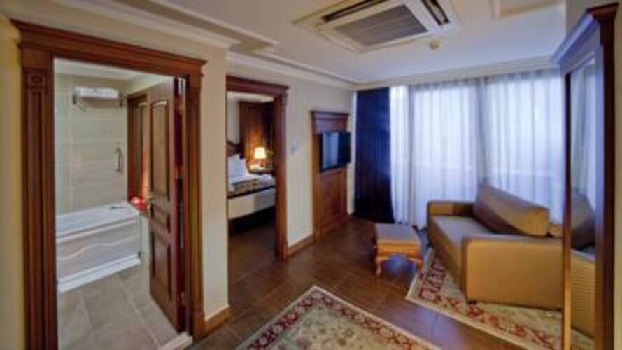 Glk Premier The Home Suites & Spa (Ex. Best Western Premier The Home Suites & Spa)