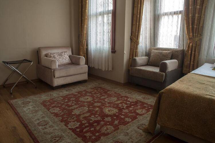 Tashkonak Studio Suites