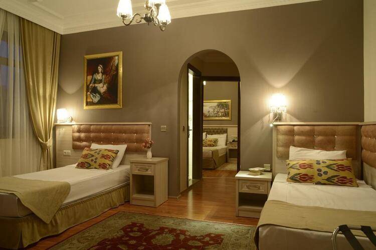 Tashkonak Studio Suites