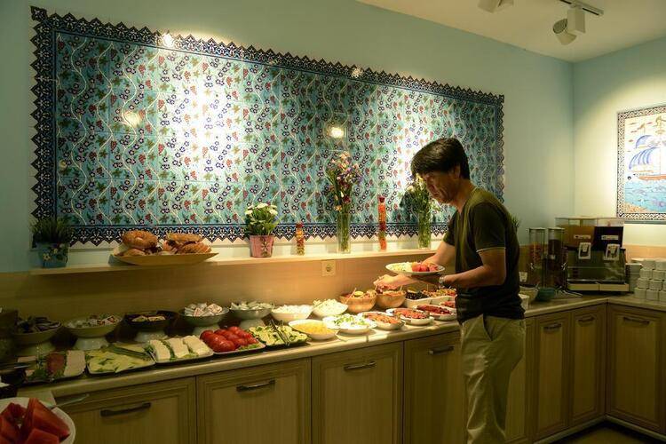 Tashkonak Studio Suites