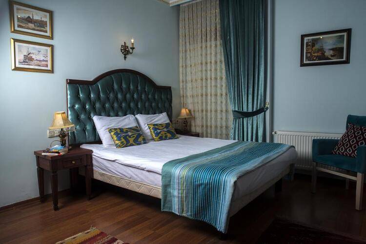 Tashkonak Studio Suites