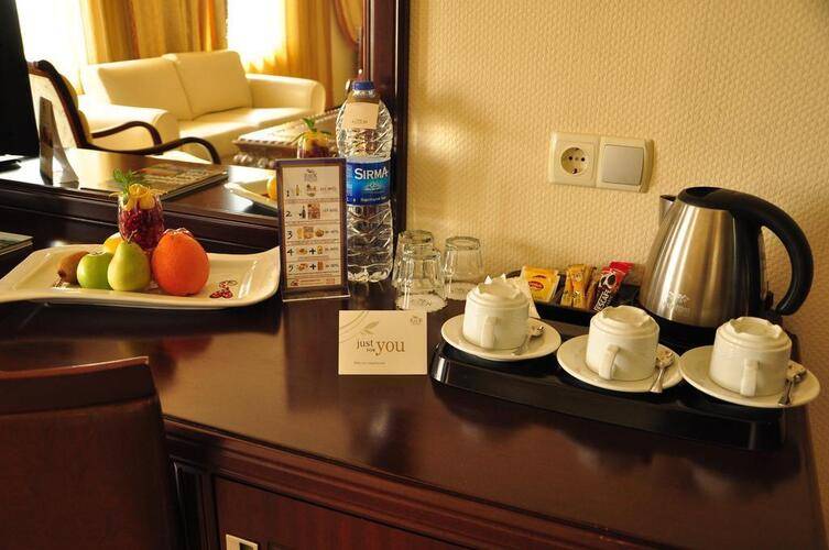 Eser Diamond Hotel & Convention Centre