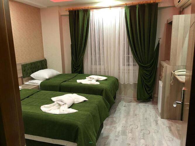 Kaya Madrid Hotel