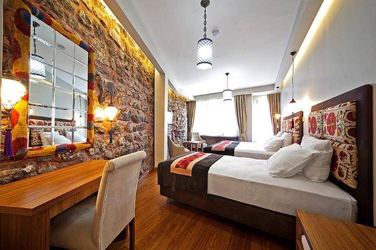 Hippodrome Hotel