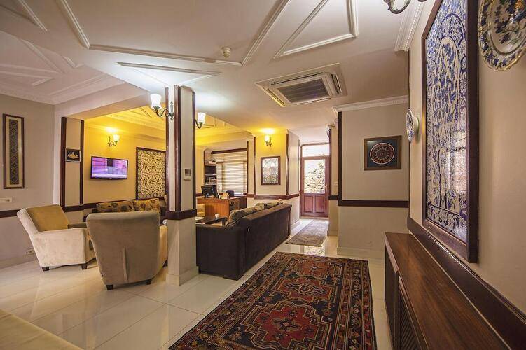 Hippodrome Hotel