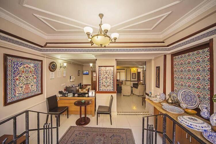 Hippodrome Hotel