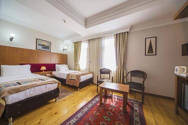 Hippodrome Hotel