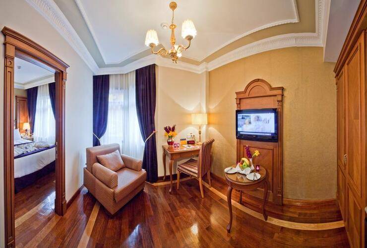 Glk Premier Acropol Suites & Spa