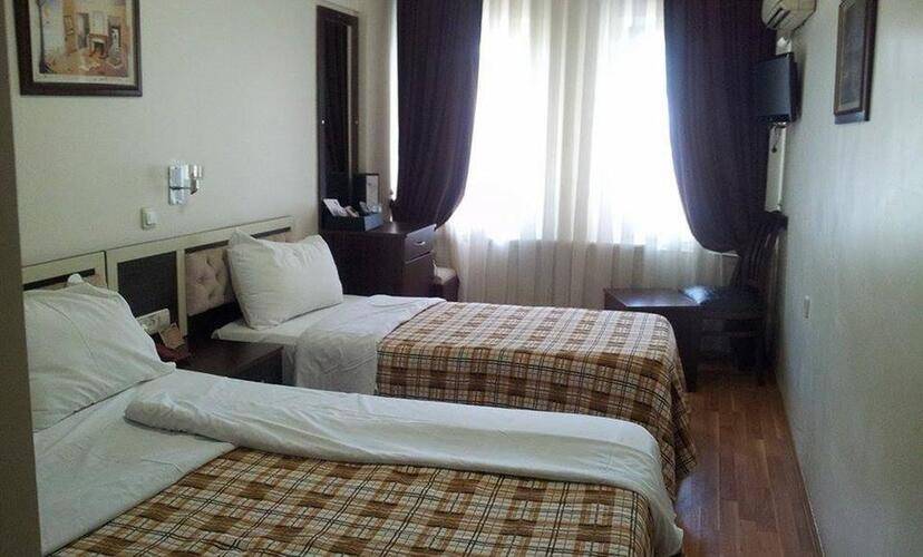 Grand Mark Hotel