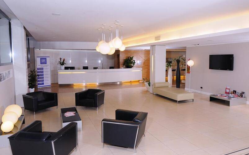 Watt 13 Ih Hotel