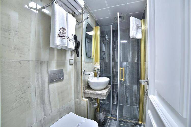 Glamour Hotel