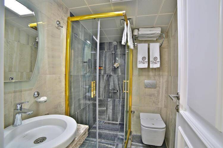 Glamour Hotel