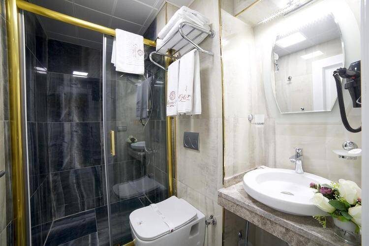 Glamour Hotel