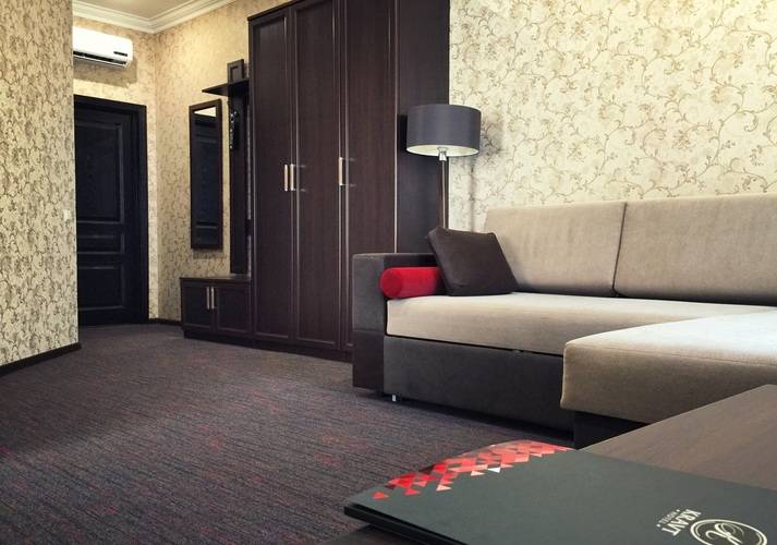 Kravt Hotel (Кравт)