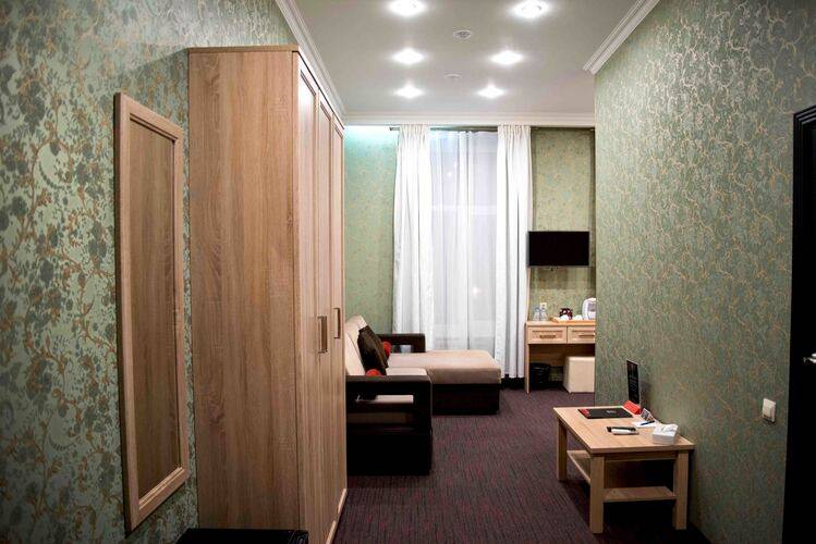 Kravt Hotel (Кравт)
