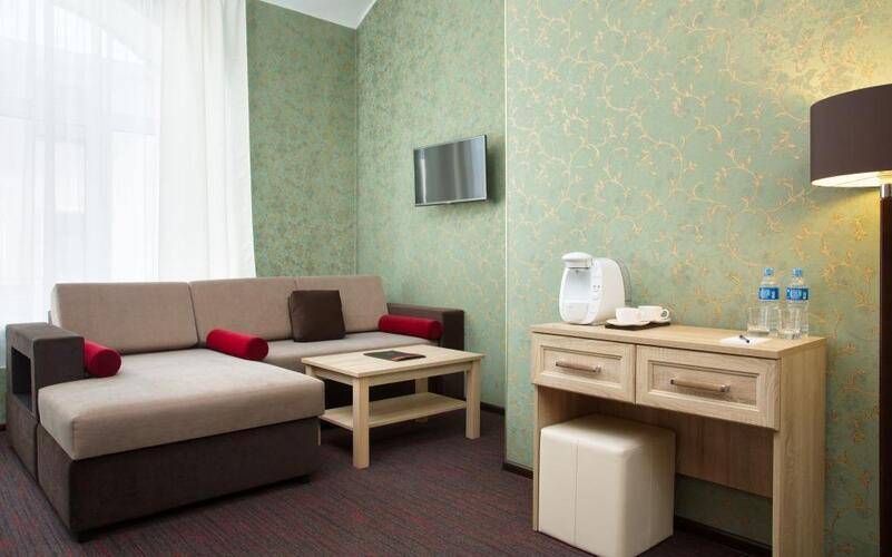 Kravt Hotel (Кравт)