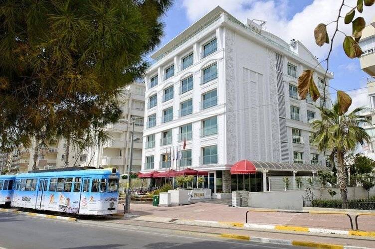 Prime Boutique Hotel
