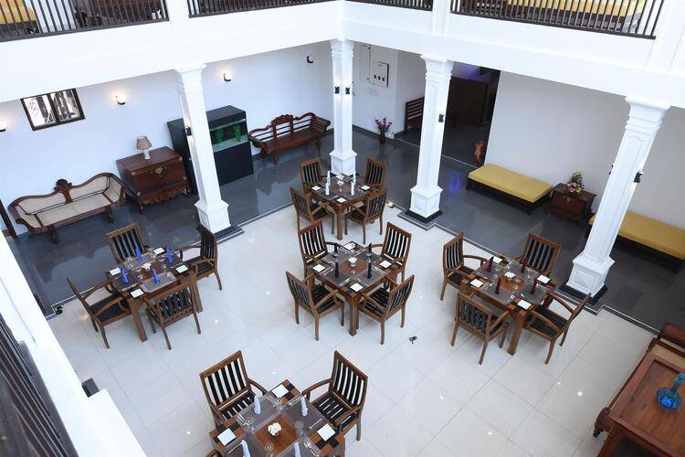 Blue Spring Hotel