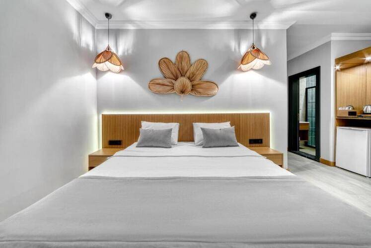 Hildegard Hotel