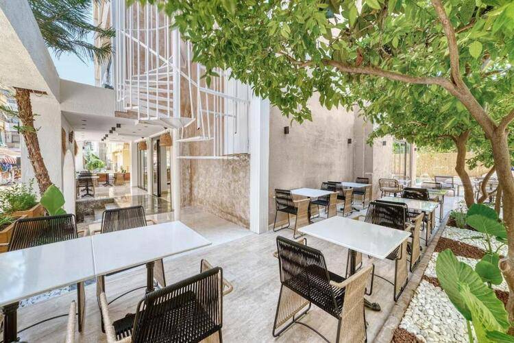 Hildegard Hotel