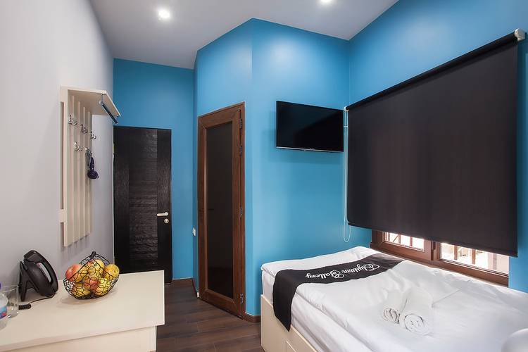 Elysium Gallery Hotel