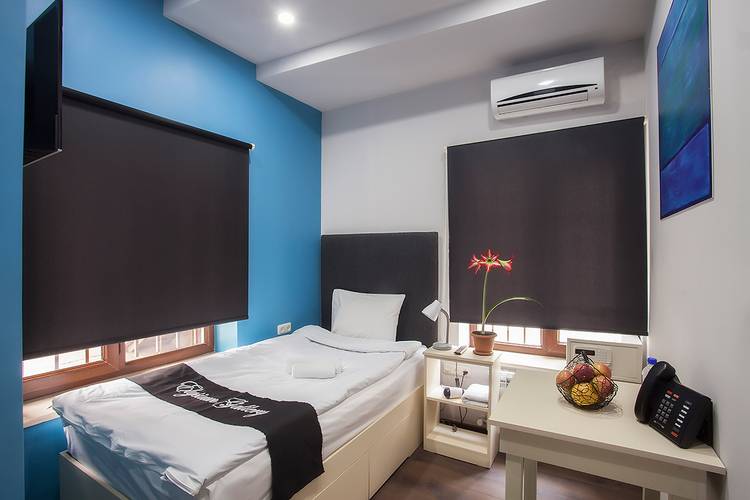 Elysium Gallery Hotel