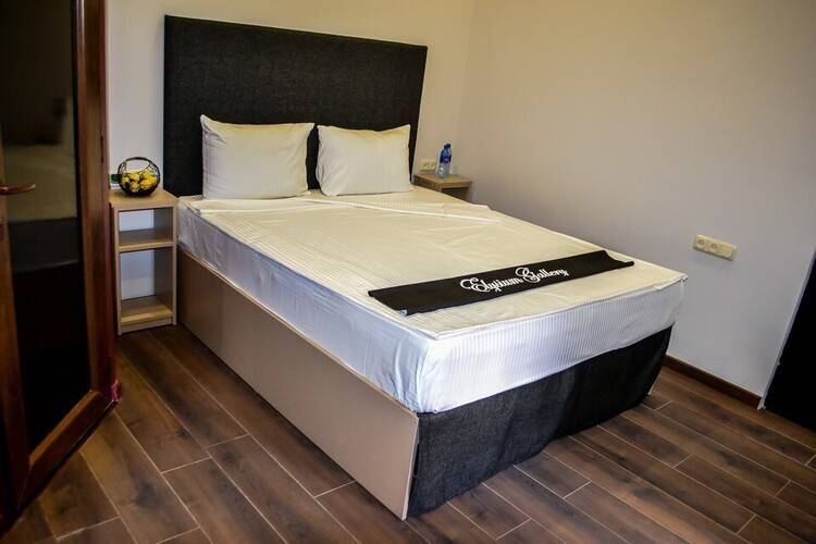 Elysium Gallery Hotel
