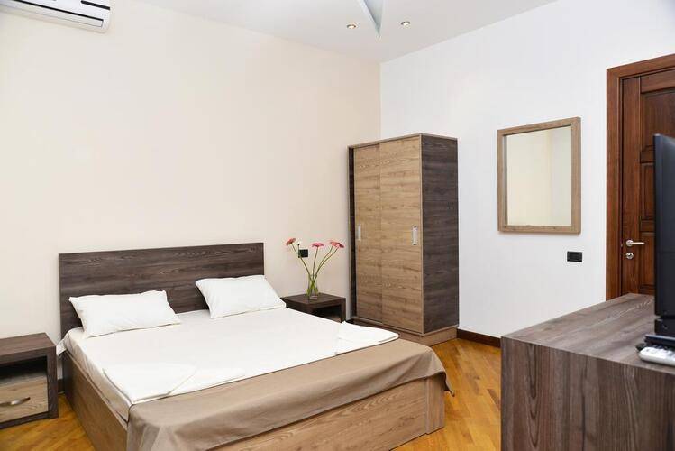 City Hotel Yerevan By Picnic