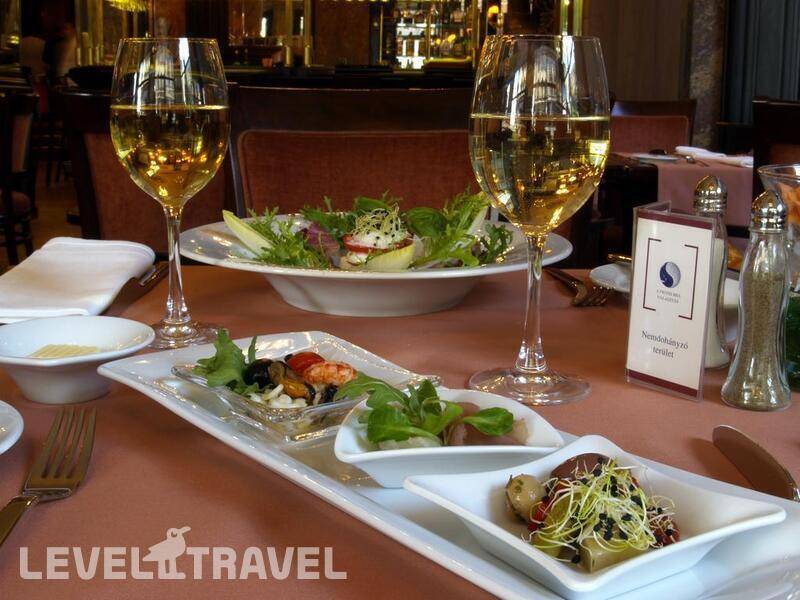 Фотография Danubius Hotel Astoria City Center