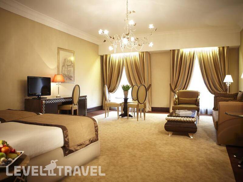 Фотография New York Palace Autograph Collection (Ex.Boscolo Budapest Autograph Collection)